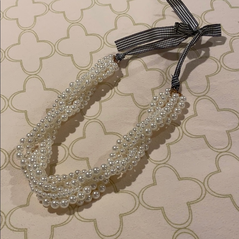 Handmade twisted pearl necklace